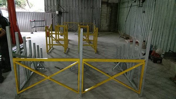 PORTA BARRAS E SUPORTES.