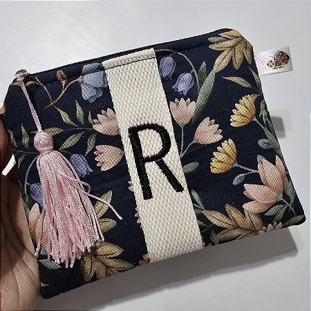 Necessaire de Tecido com Letra Bordada Personalizado 12x15cm