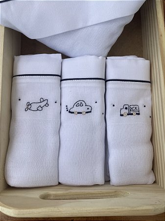 Kit 3 Fraldas de Ombro Bordadas a Mão Veículos