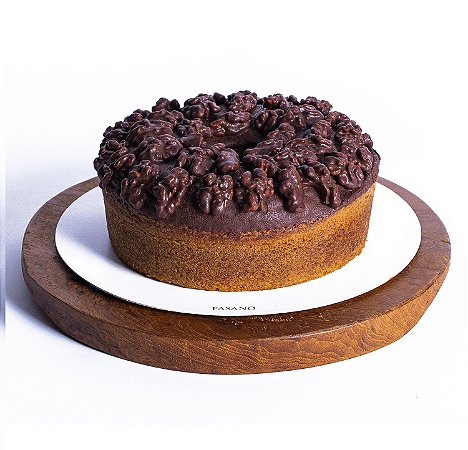 BOLO DE CENOURA COM CHOCOLATE E NOZES KG
