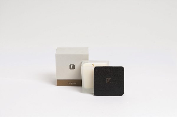 VELA COM AROMA EMPORIO