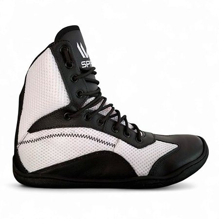 Sapatilha boxe cano curto preta e branca - linha Footwork