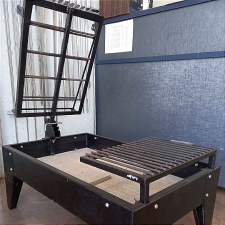 Churrasqueira móvel para áreas externas