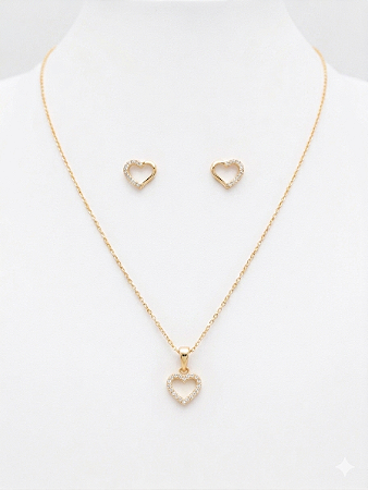 Conjunto brinco e corrente coração