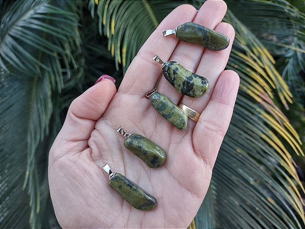 Pingente de JADE NEFRITA Rolada - Energias Puras e Ancestrais, Tranquilidade