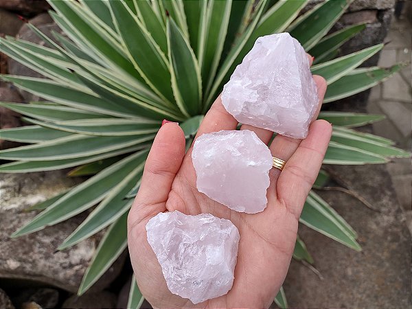 Pedra Bruta QUARTZO ROSA- Amor e Relacionamentos