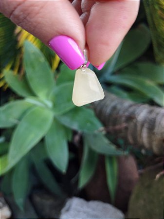 Pingente Bruto de CALCITA AMARELA -Segurança, Realizações, Movimentação para a Vida