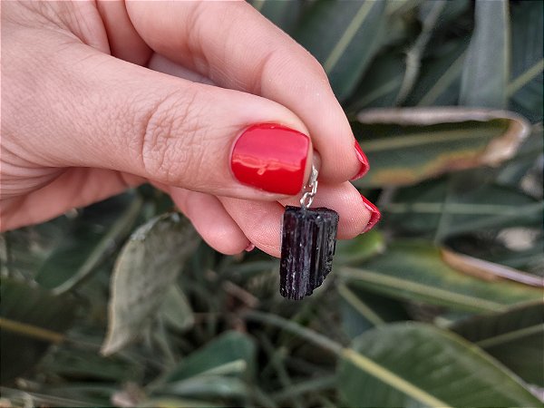 Pingente Bruto de TURMALINA NEGRA sem haste- FORTE PEDRA DE PROTEÇÃO