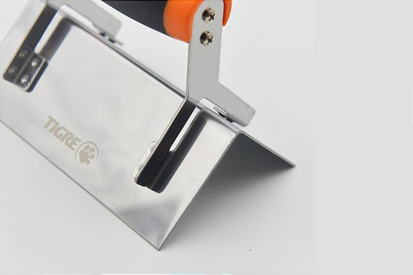 Desempenadeira em Aço Inox para Canto Externo - Tigre Pro