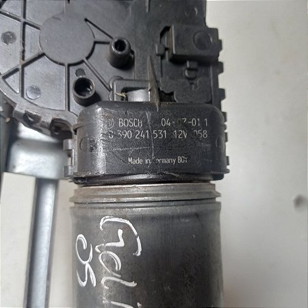Motor e Galhada Limpa Parabrisa Diant - Volkswagen Golf 2000 - F006WS1147