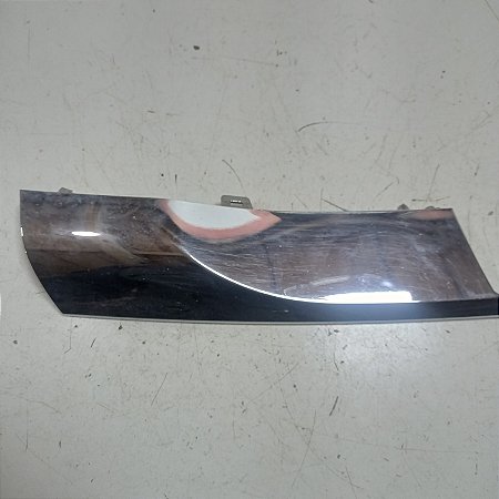 Friso Cromado Direito Grade Toyota Hilux Sw4