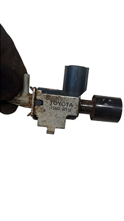 Sensor Válvula Vácuo Ar Toyota Hilux 2014  2586030110