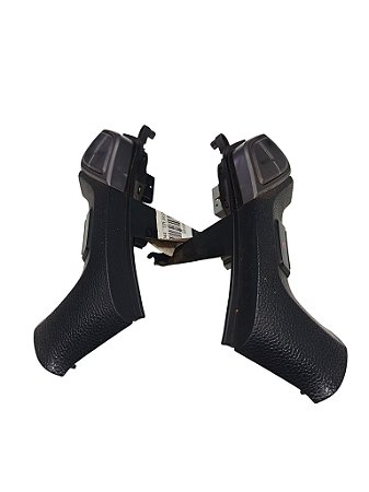 par de Botoes Controle Som Hyundai Hb20 2016 Volante original (Usado)