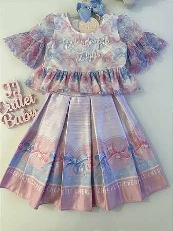 Conjunto Blusa e Saia Petit Cherie
