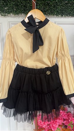 Conjunto Camisa e Saia Bambollina