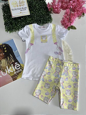 Conjunto Blusa e Shorts Kukiê