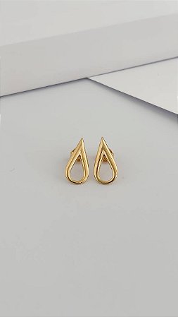Brinco em Gota Vazado Folheada a Ouro