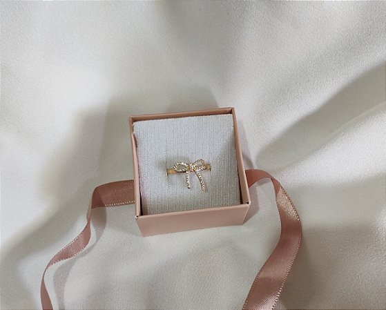Anel Laço Cravejado de Zircônias Folheado a Ouro