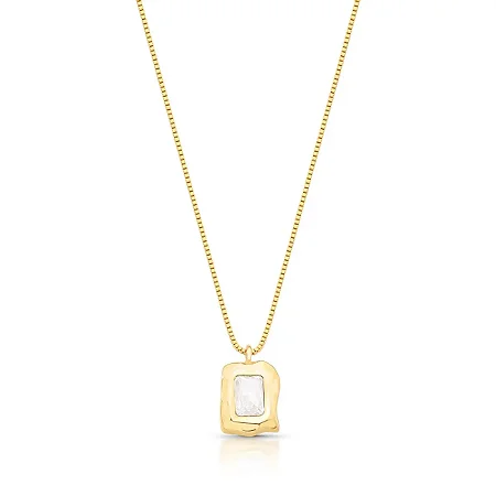 Colar com Pingente Retangular Banhado a Ouro