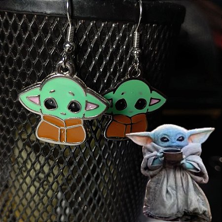 Brincos Baby Yoda Mestre Yoda Mandalorian Star Wars Bicudos