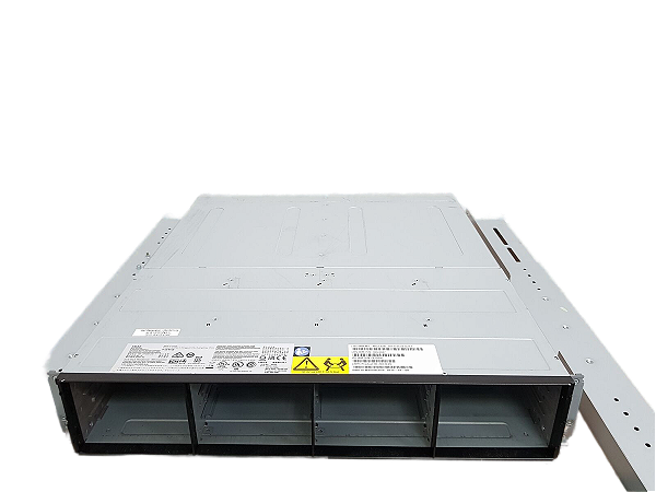 Storage IBM Storwize V3700 LFF 12 baias 3.5" 2072-12C Sem Discos