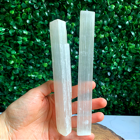 BASTÃO DE SELENITA 91-114G - Cristal de Purificação e Energização Espiritual