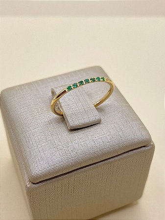 ANEL EM OURO 18K COM  07 ESMERALDA NATURAIS