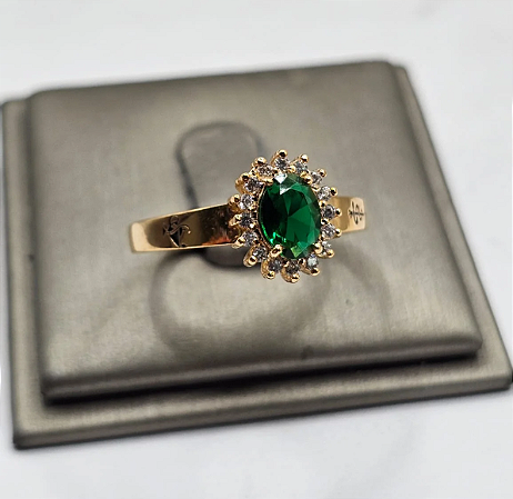 Anel FRANCISCA em Ouro 18K REF.28