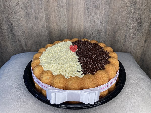 Bolo de Chocolate 2 Amores - Charlotte Extra 1350 (1350 gramas)