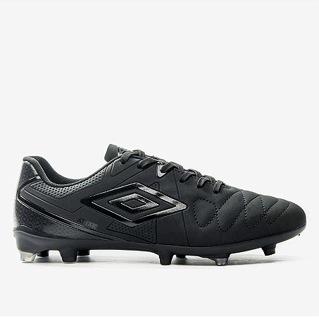 Chuteira Campo Umbro Attak Eternal - Preto