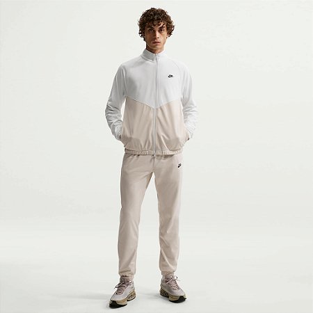 Conjunto de Agasalho Abrigo Nike Windrunner