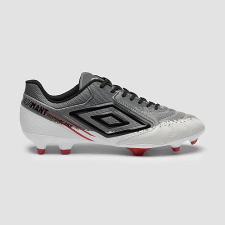 Chuteira Umbro Campo Adam Master Shark