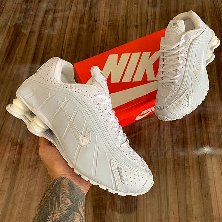 NIKE SHOX R4 - 4 MOLAS