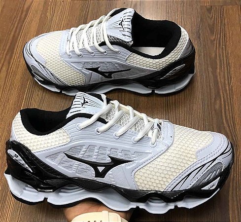 MIZUNO WAVE PROPHECY 9
