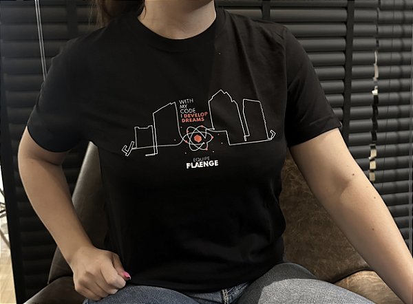 Camiseta With my code I develop dreams