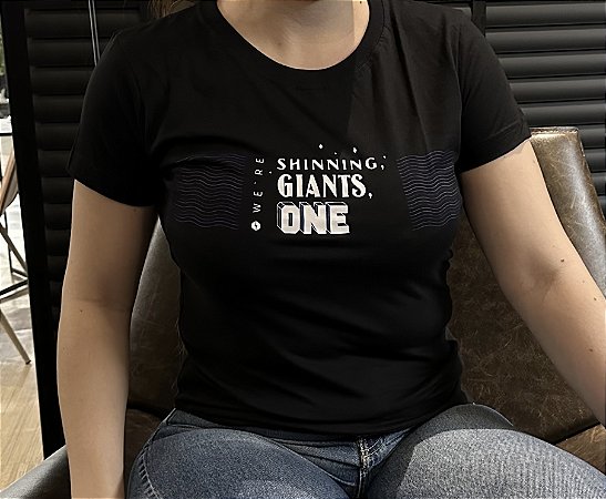 Camiseta Shinning Giants