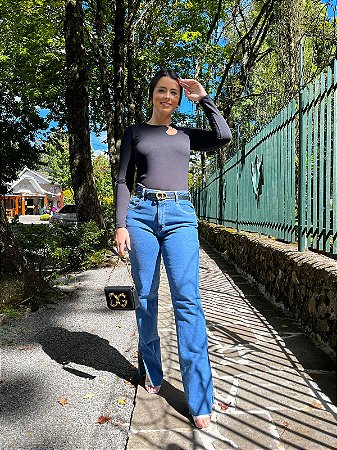 Calça Jeans Abertura lateral