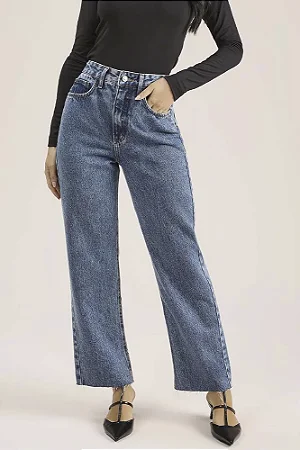 Calça jeans corte reto