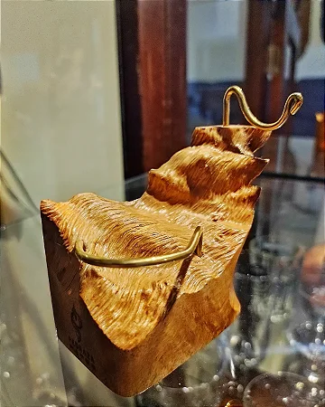 Suporte em Burl de cumarú