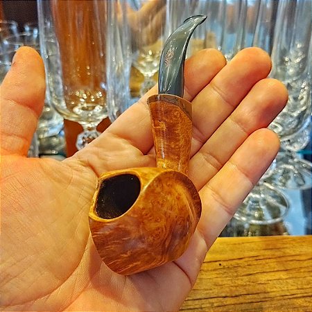 Blowfish Pipe - Briar Plateaux