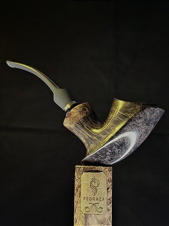 Sitter "Alien" - Rev. Calabash Briar