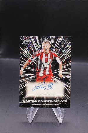 Bastian Schweinsteiger - 2025-26 Topps Chrome Black Lazer Auto Bayern