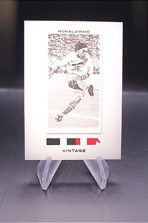 Ronaldinho - 2023 Futera Futera Unique Vintage Triple /4 Flamengo
