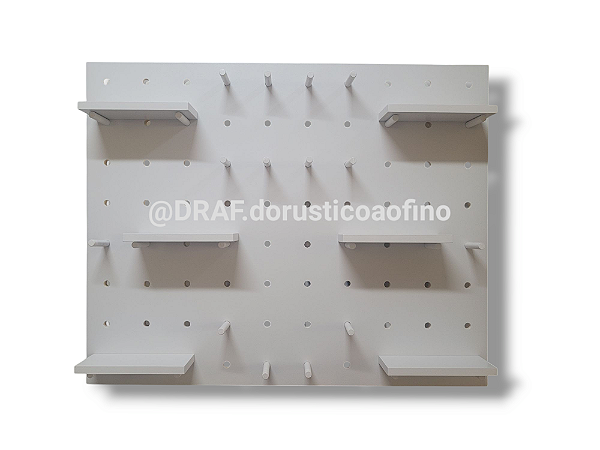 Painel Pegboard em Pinus 80x100cm  com Acabamento Pintado