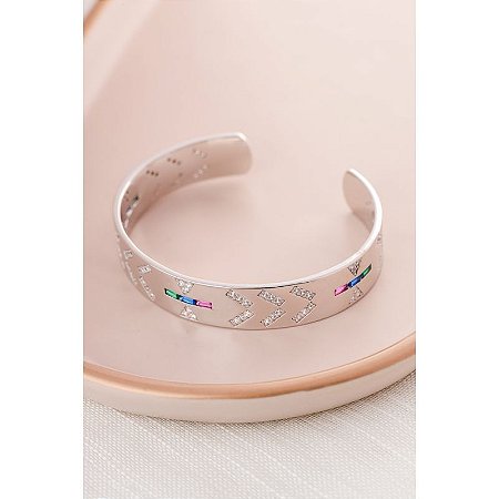 Bracelete Banho em Ródio Baguetes Centrais e Cravação Rainbow Triangular