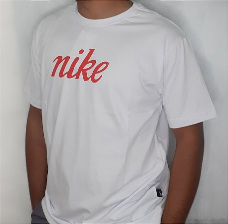 Camiseta Nike Branca Estampada - Roupas e Acessórios
