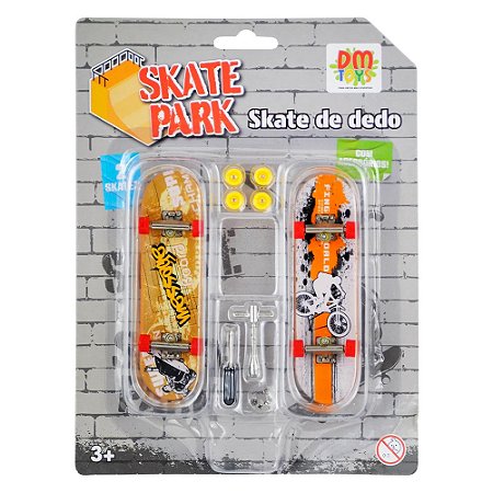 Cartela Skate Park 2 Skates de Dedo e acessórios - DMT6687 - Dm Toys - Real  Brinquedos