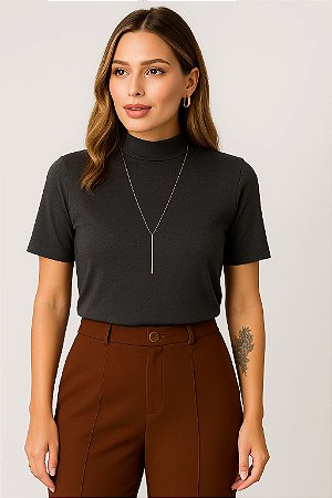 T-SHIRT GOLA ALTA - CINZA CHUMBO