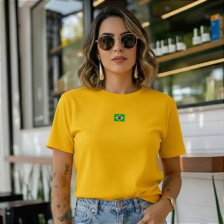 T-SHIRT BANDEIRA BORDADA - AMARELO