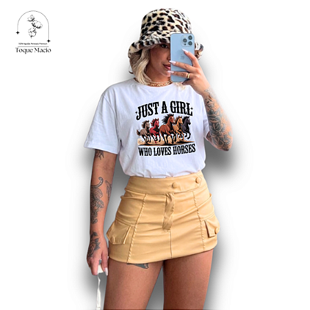 T-SHIRT WHO LOVES HORSES - BRANCO